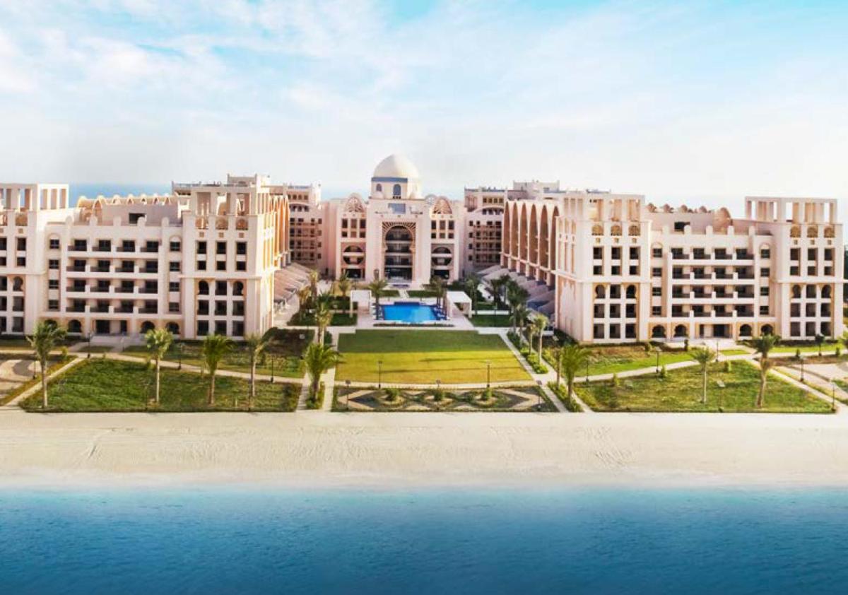 GLOBALSTAY at Palm Jumeirah Beachfront Paradise with Pool and Gym - Housity
