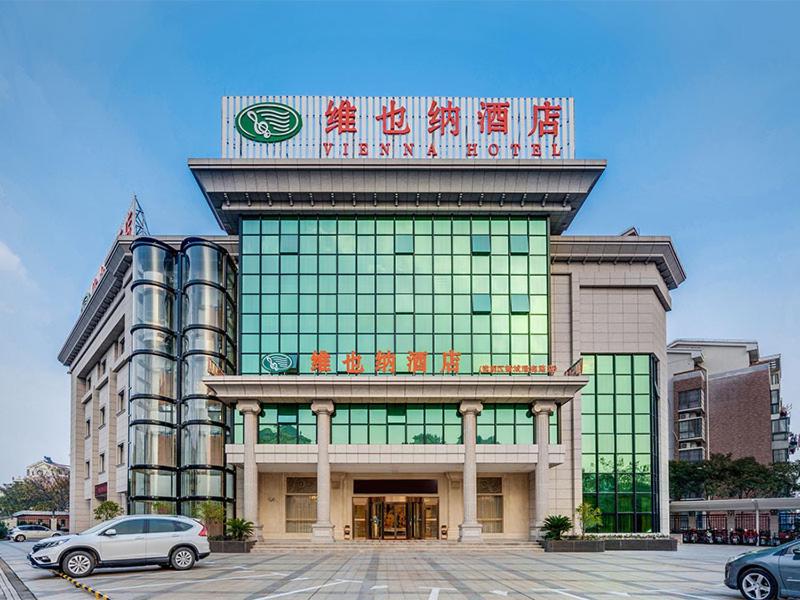 Vienna Hotel(Shanghai Chongming Lvhai Road.) - Housity