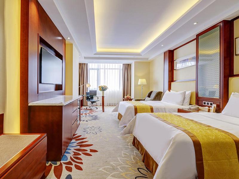 Vienna Hotel (Nanchang county ChengbiLakes Station) - Housity