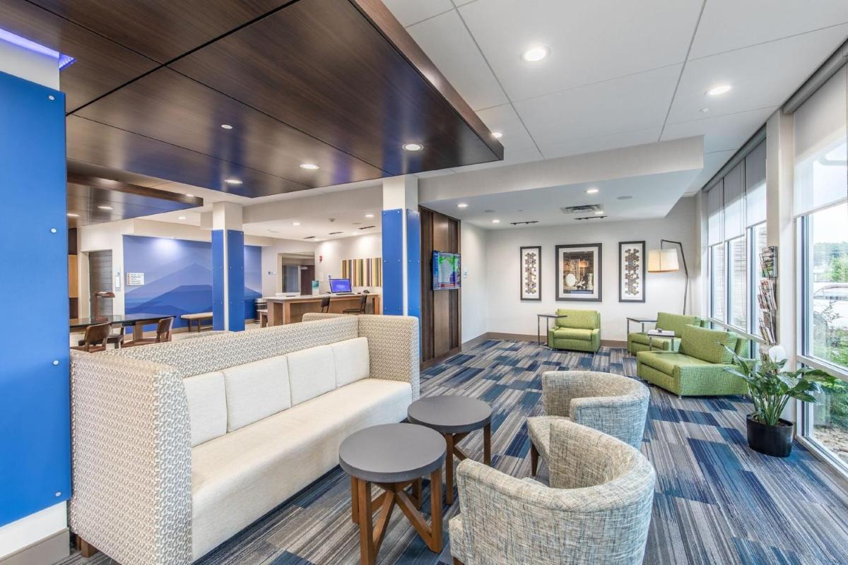 Holiday Inn Express & Suites - Milledgeville, an IHG Hotel - Housity