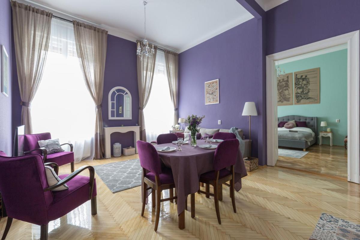 Eclectic Luxury & Spacious 2BR AC Apt in Center - Housity