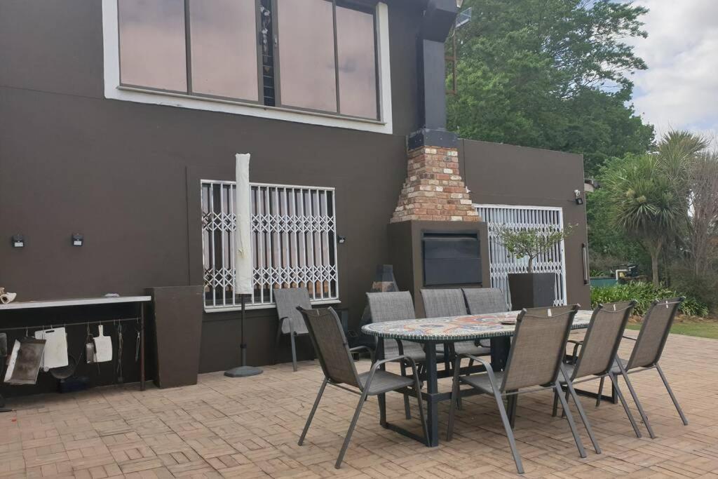 Mooi Hill - Housity