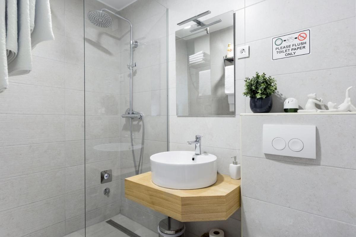 Apartments Hugo - Housity