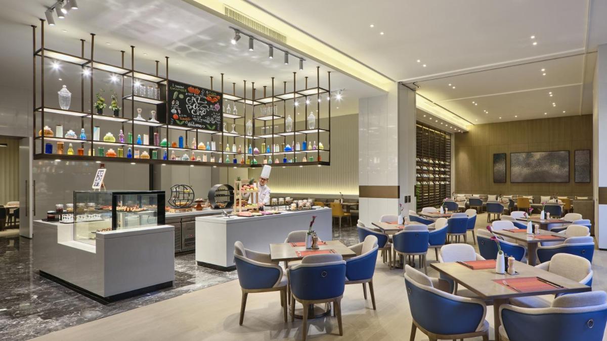 Crowne Plaza Wuhan Development Zone, an IHG Hotel - Housity