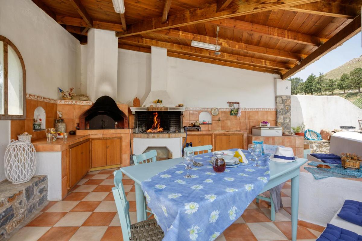 Villa AnnaMaria - Housity