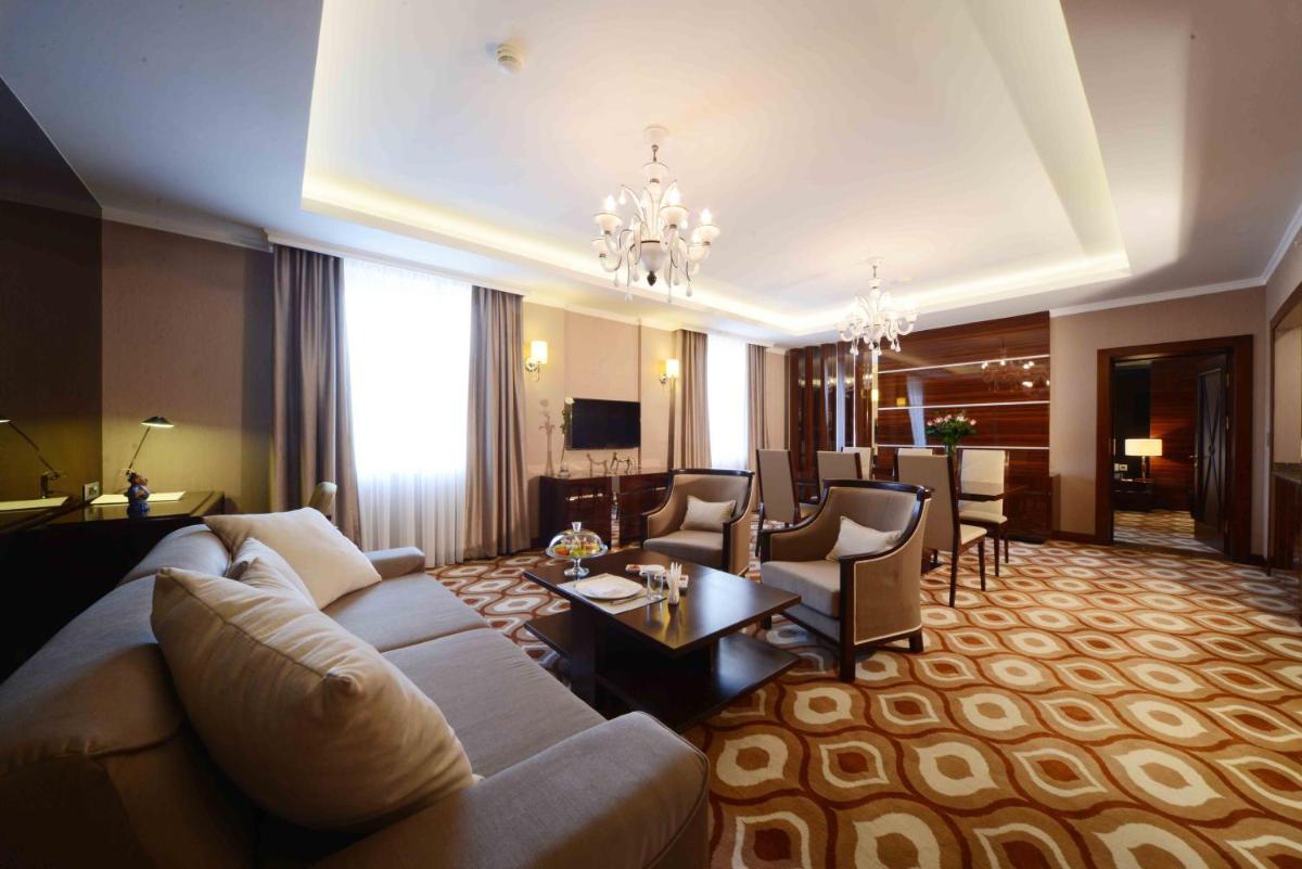 LOTTE City Hotels Tashkent Palace - Housity