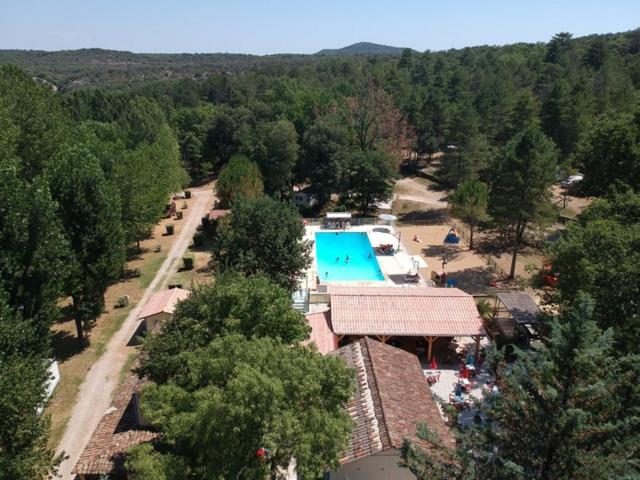 Camping de Graniers - Housity