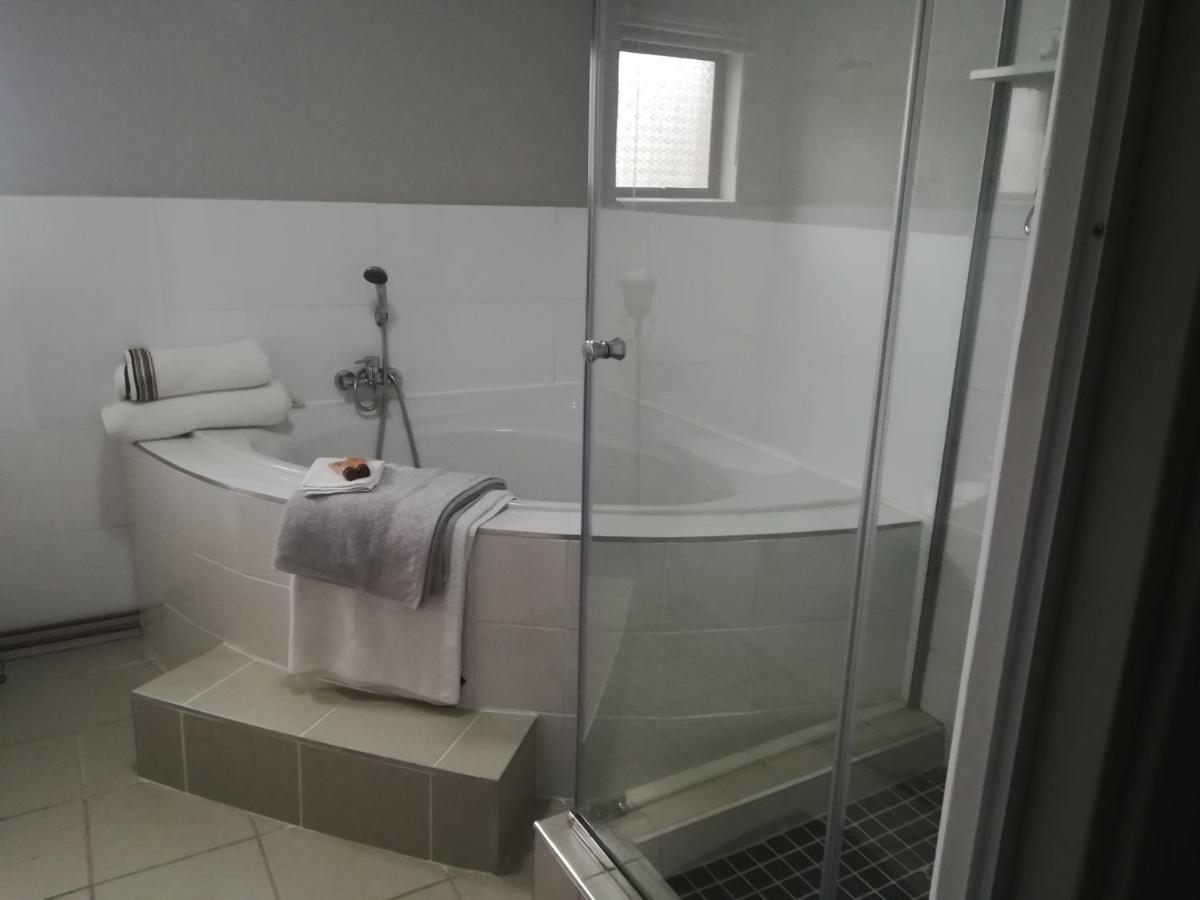 Erin Guesthouse and B&B - Housity