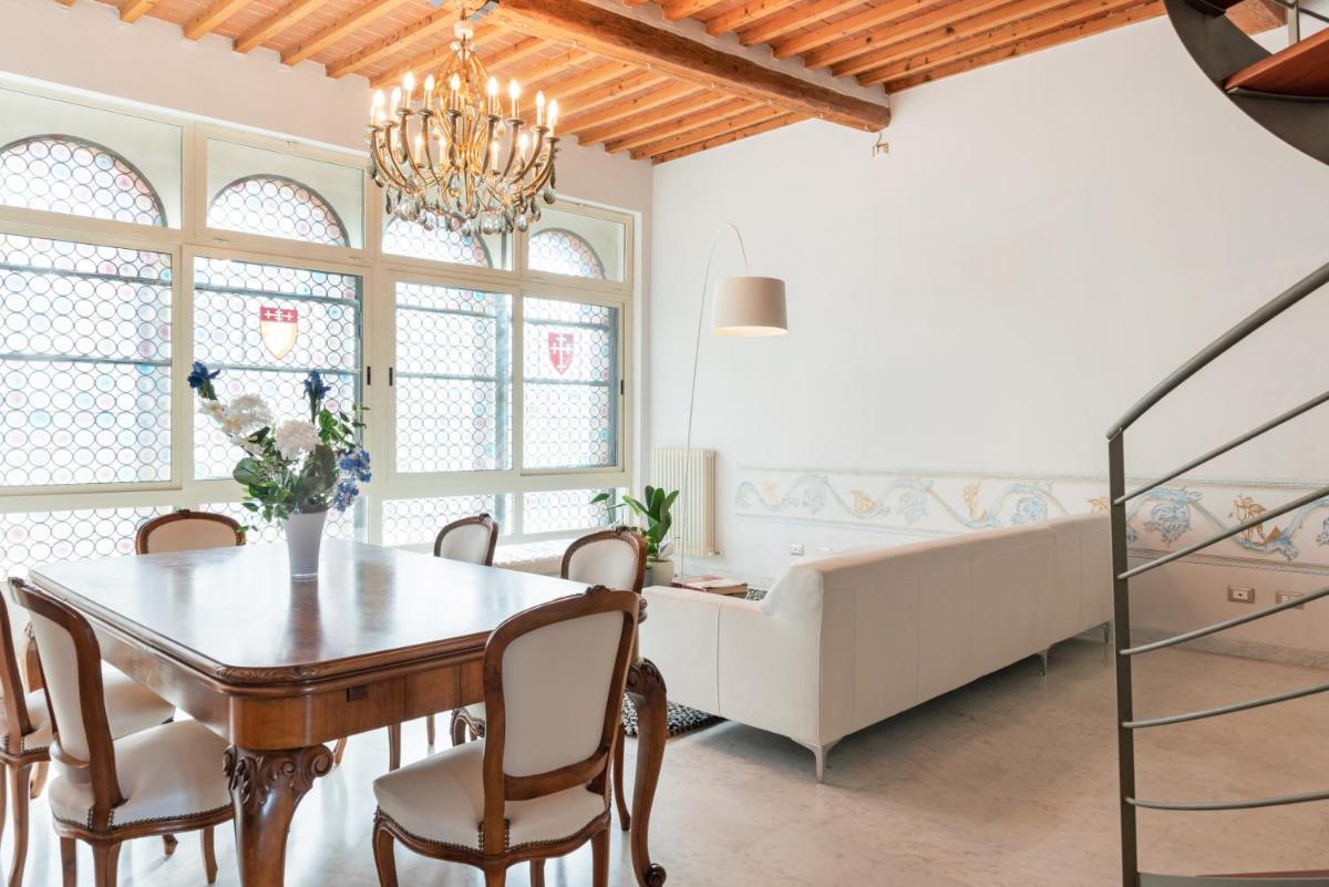 Exclusive Corso Italia Penthouse - Housity