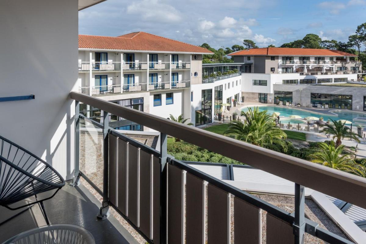 Piscine de l'établissement Thalazur Arcachon ou située à proximité