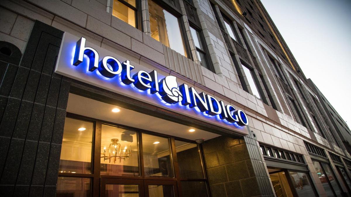 Hotel Indigo - Kansas City Downtown, an IHG Hotel - Housity