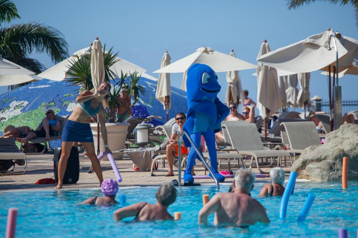 Clientes alojados en Lopesan Villa del Conde Resort & Thalasso