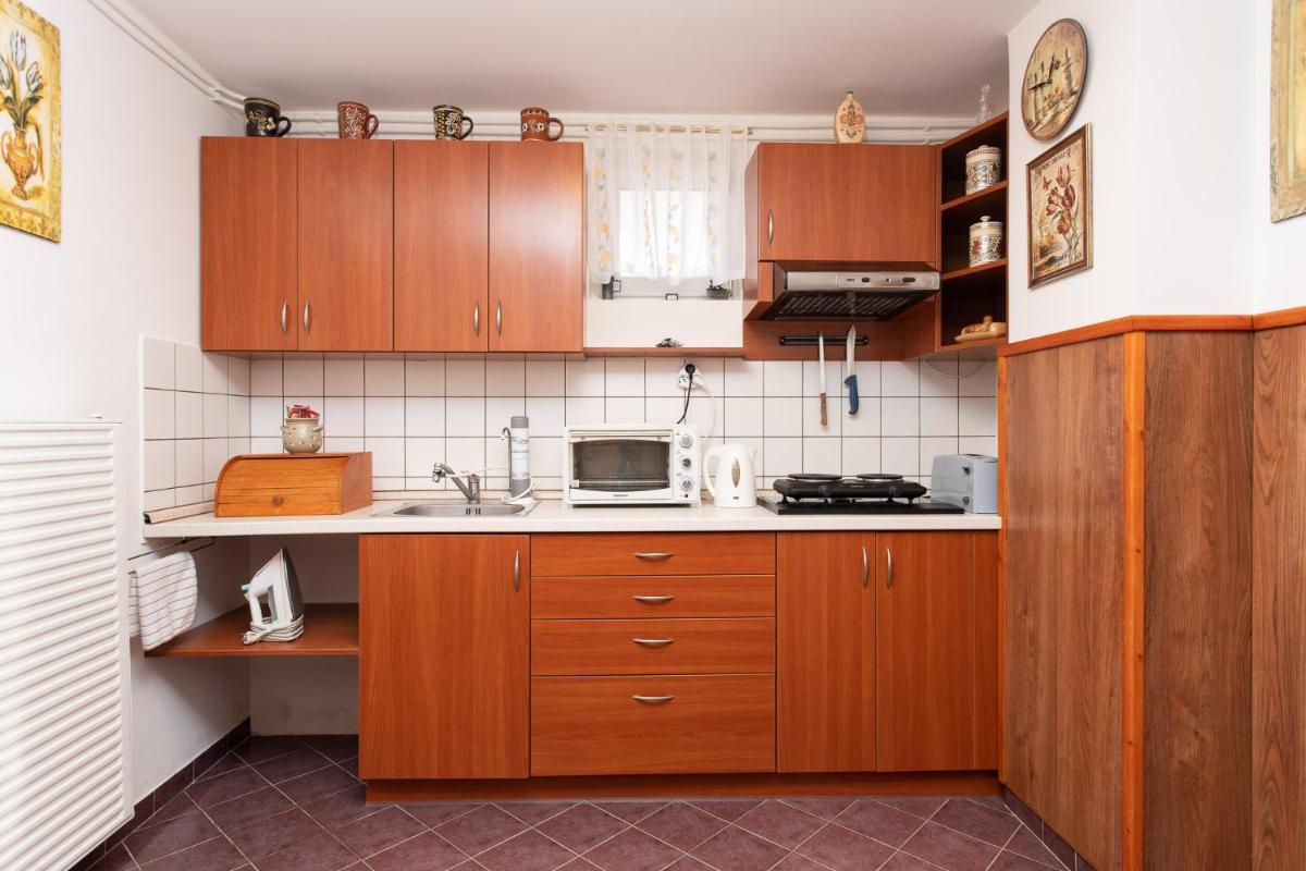 Tip-Top Apartman Ház - Housity