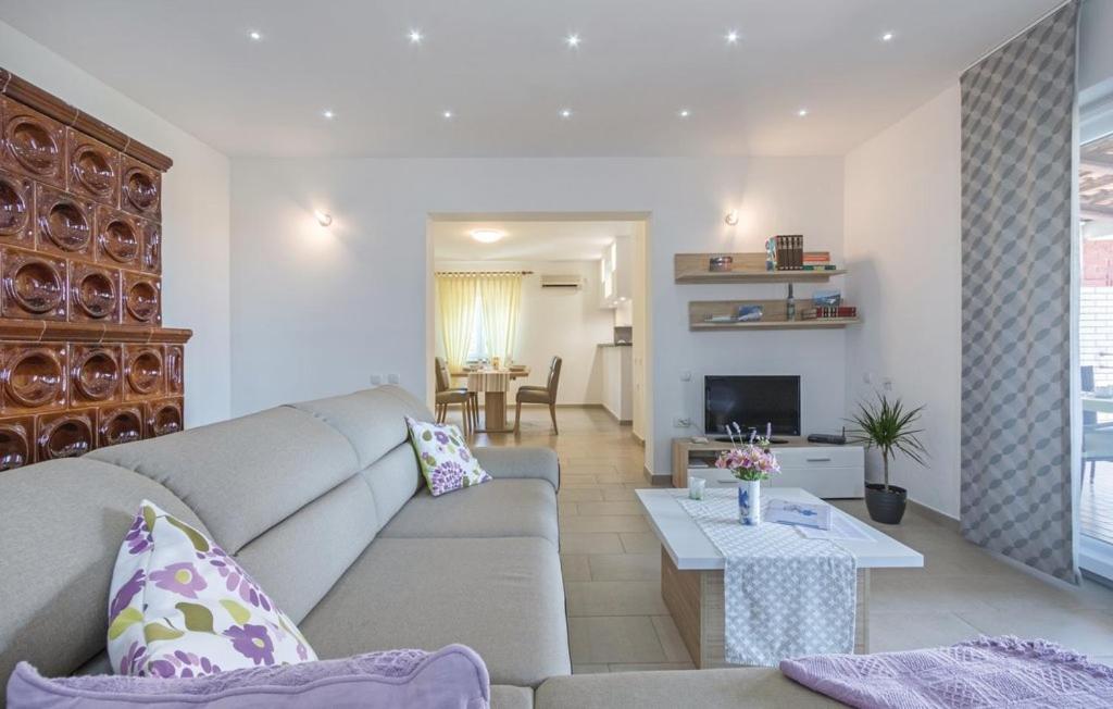 Ane Apartment - Housity