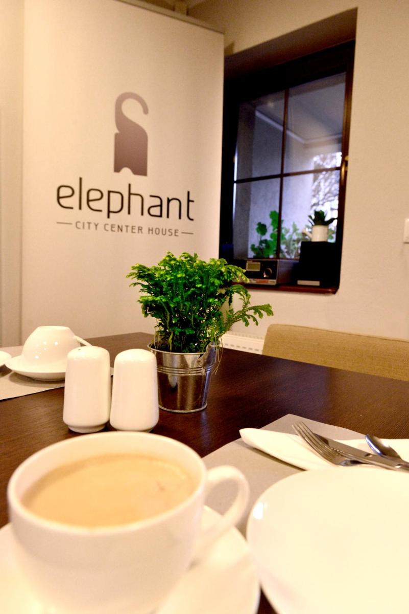 City Center House Elephant - Housity