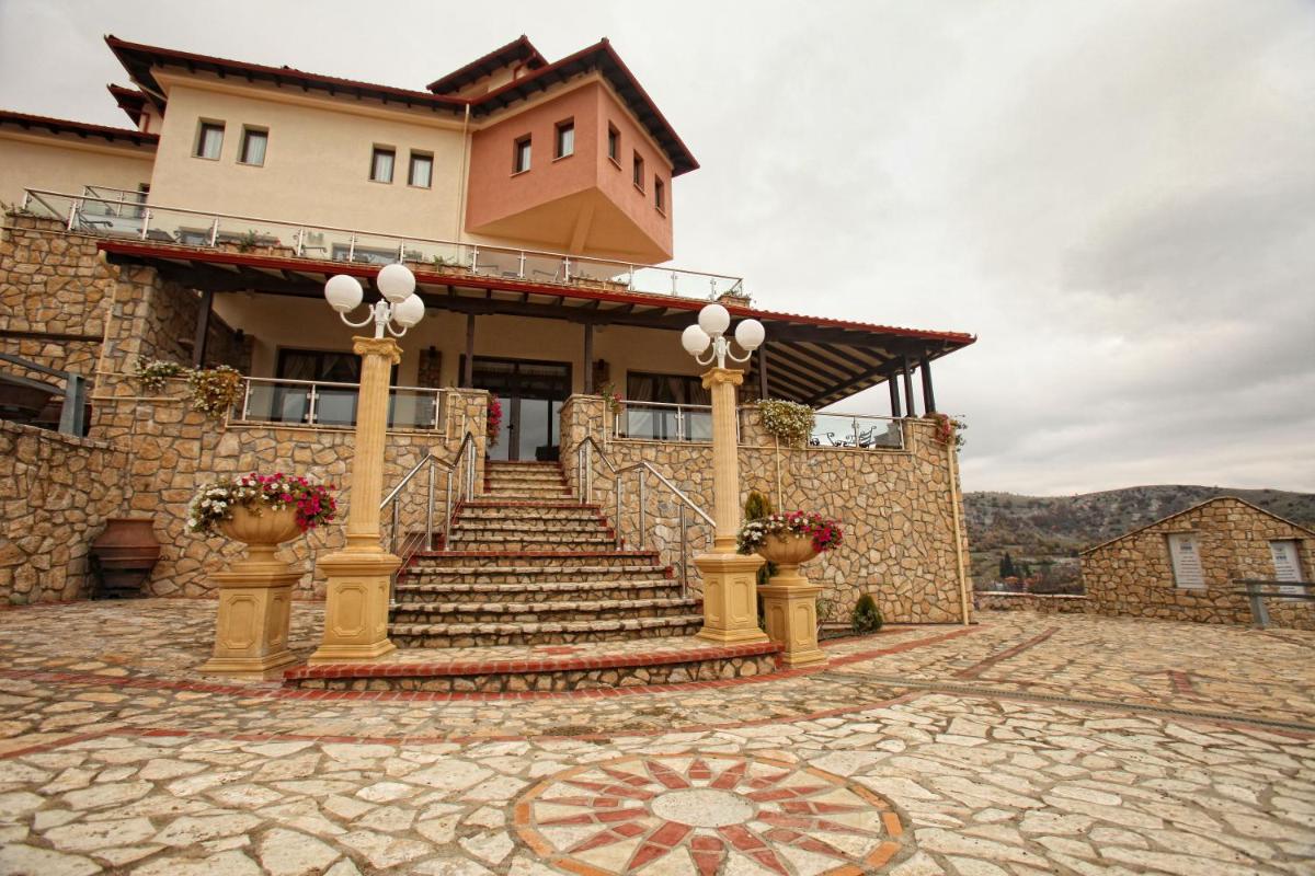 Afkos Grammos Boutique Hotel Resort - Housity