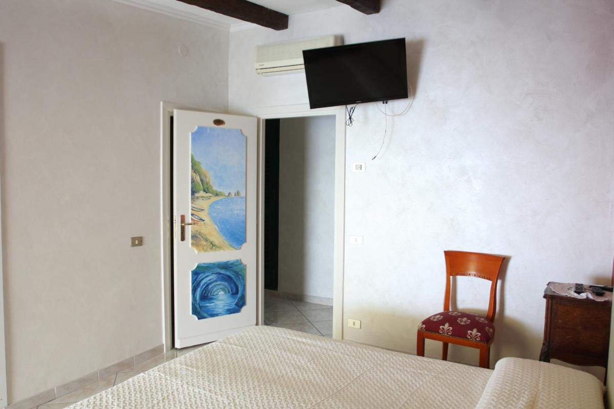 Leonardo's B&B - Housity