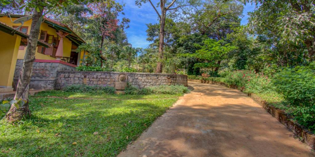 amã Stays & Trails, Rare Earth Estate - Housity