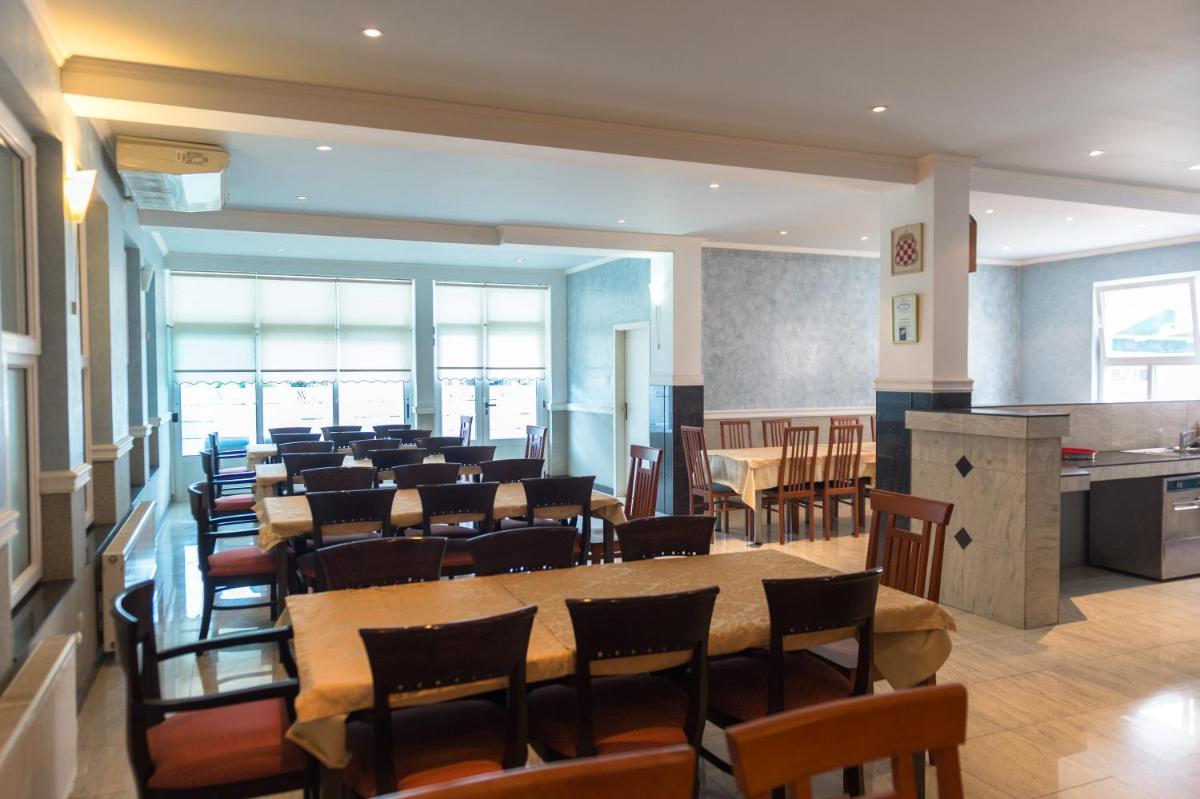 Hotel Merci - Housity