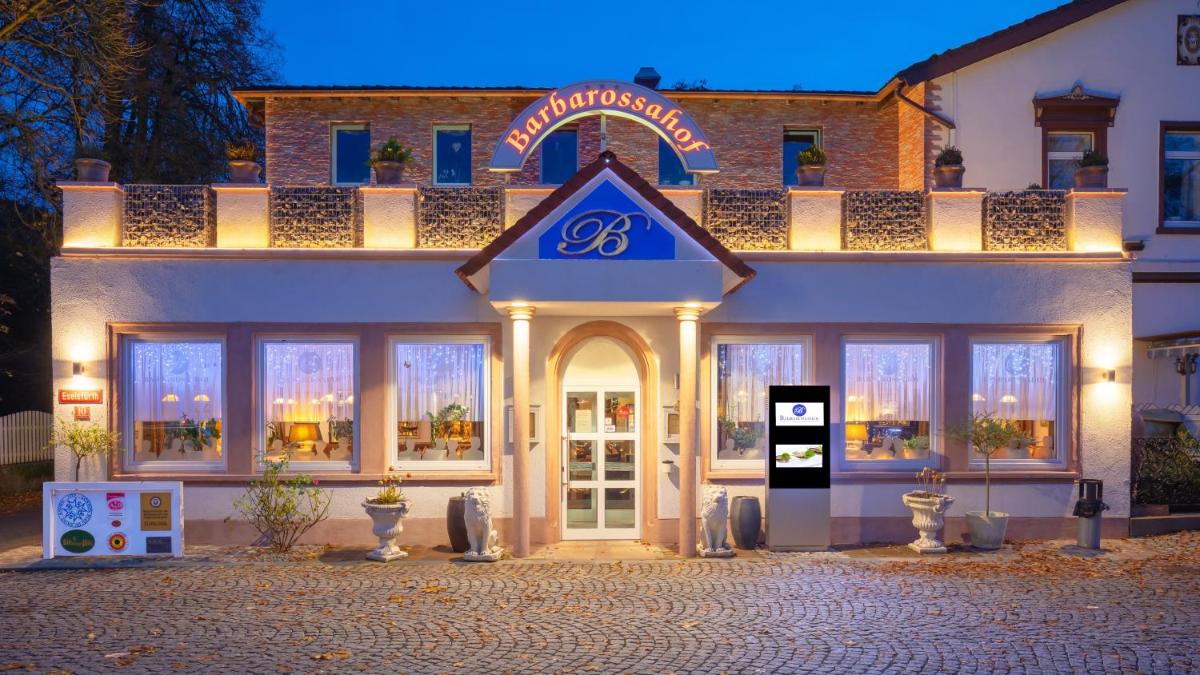 Hotel-Restaurant Barbarossahof - Housity