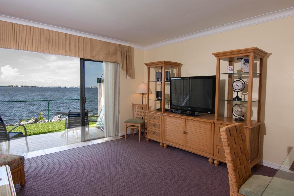 Palm Beach Resort - Housity