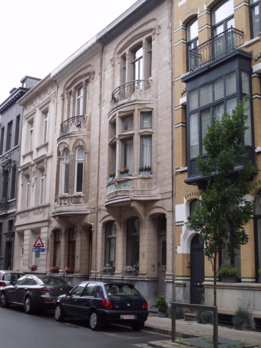 Apartments Suites in Antwerp - Hizvo