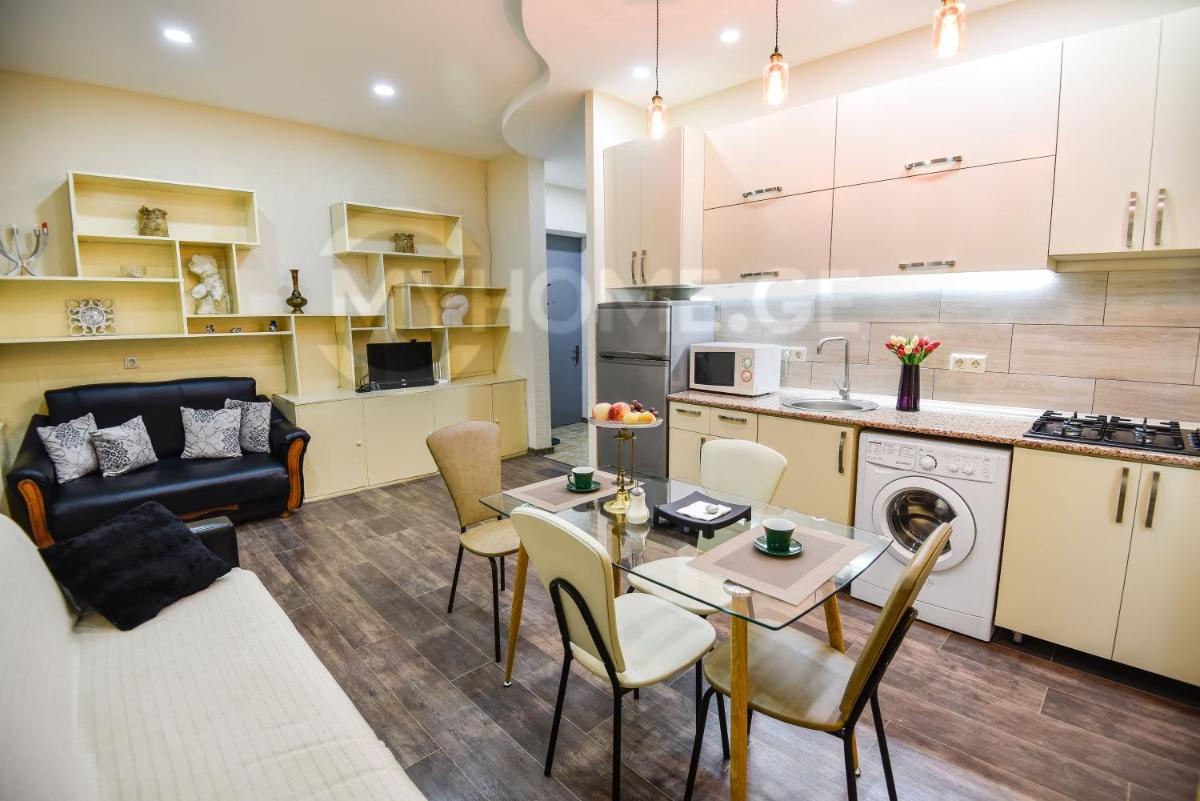 Suitetrails - Daily Apartment of Nino