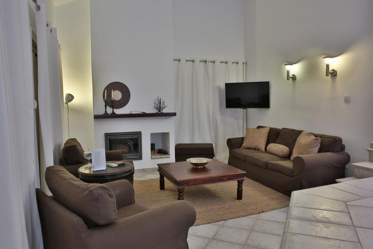 Nestor Hillside House by TrulyCyprus - Housity