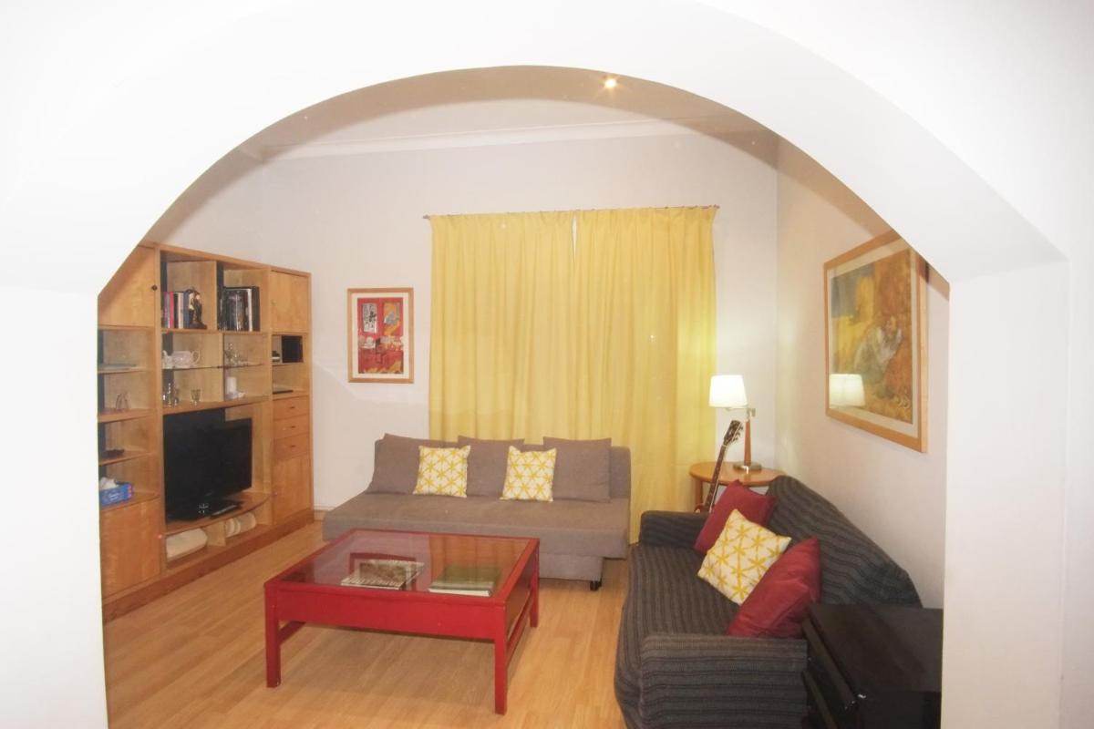 Lovely Apartment at Park Güell - Housity