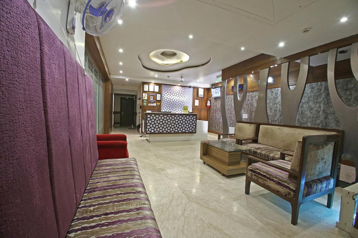 Hotel Emerald - Housity