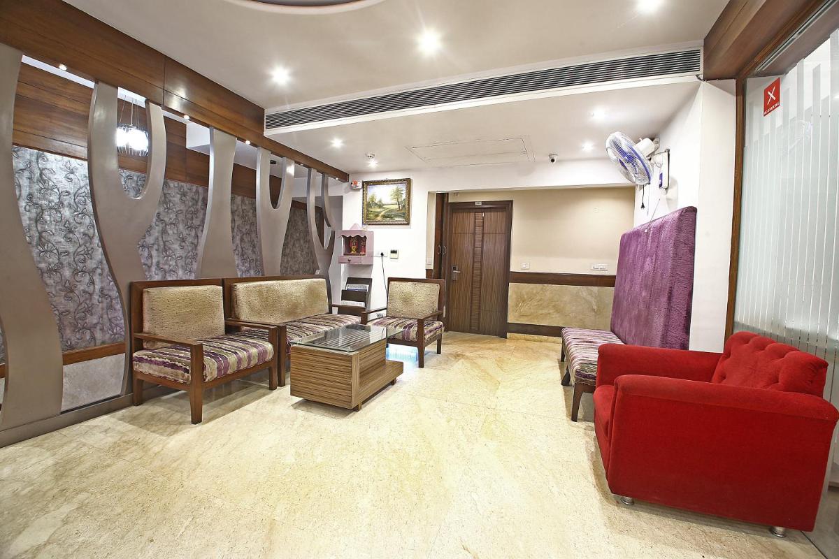 Hotel Emerald - Housity
