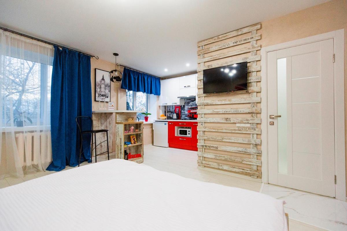 Suitetrails - London-style Apartment Rivne,Ukraine