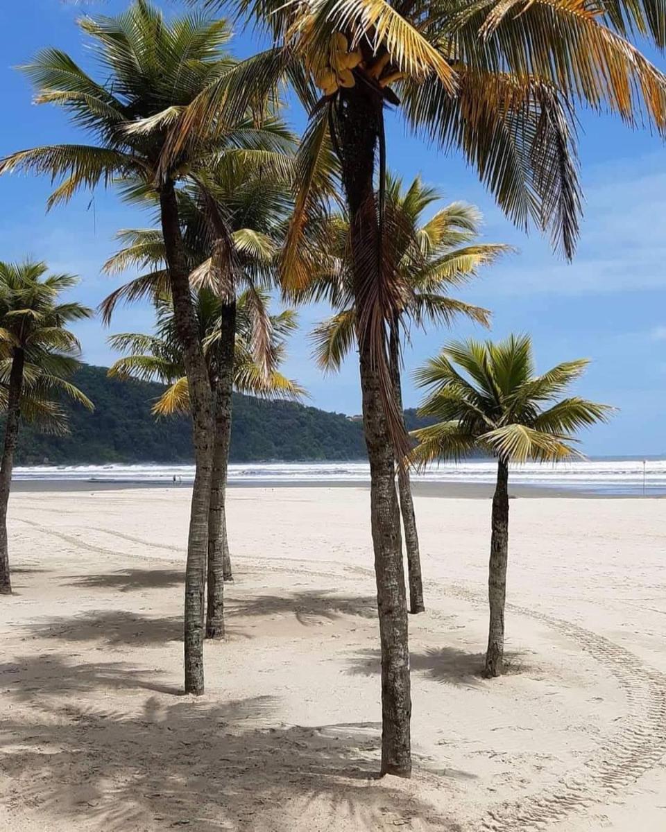 CASA COM PISCINA Á MENOS DE 100 METROS DA PRAIA - Housity
