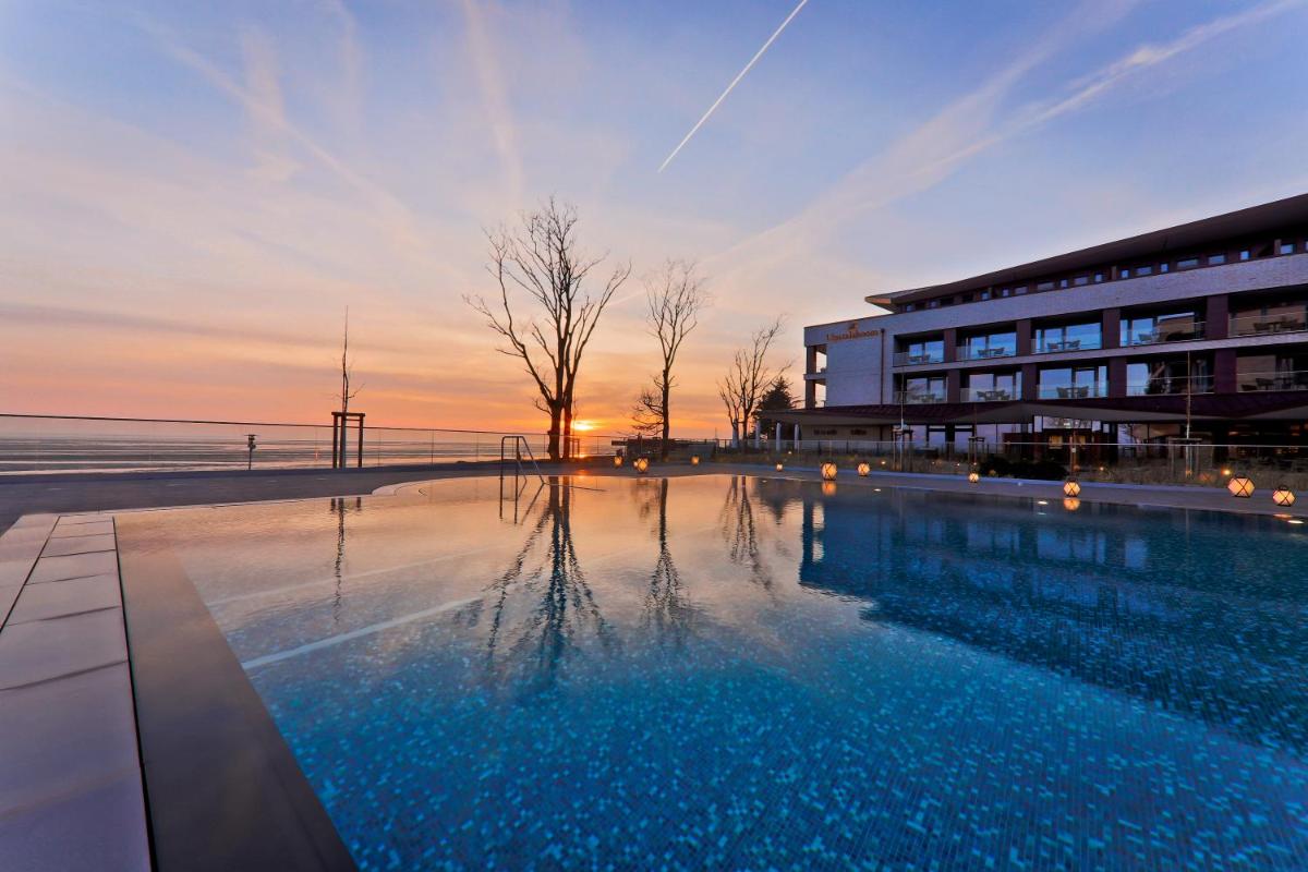 Der Swimmingpool an oder in der Nähe von Upstalsboom Wyk auf Föhr