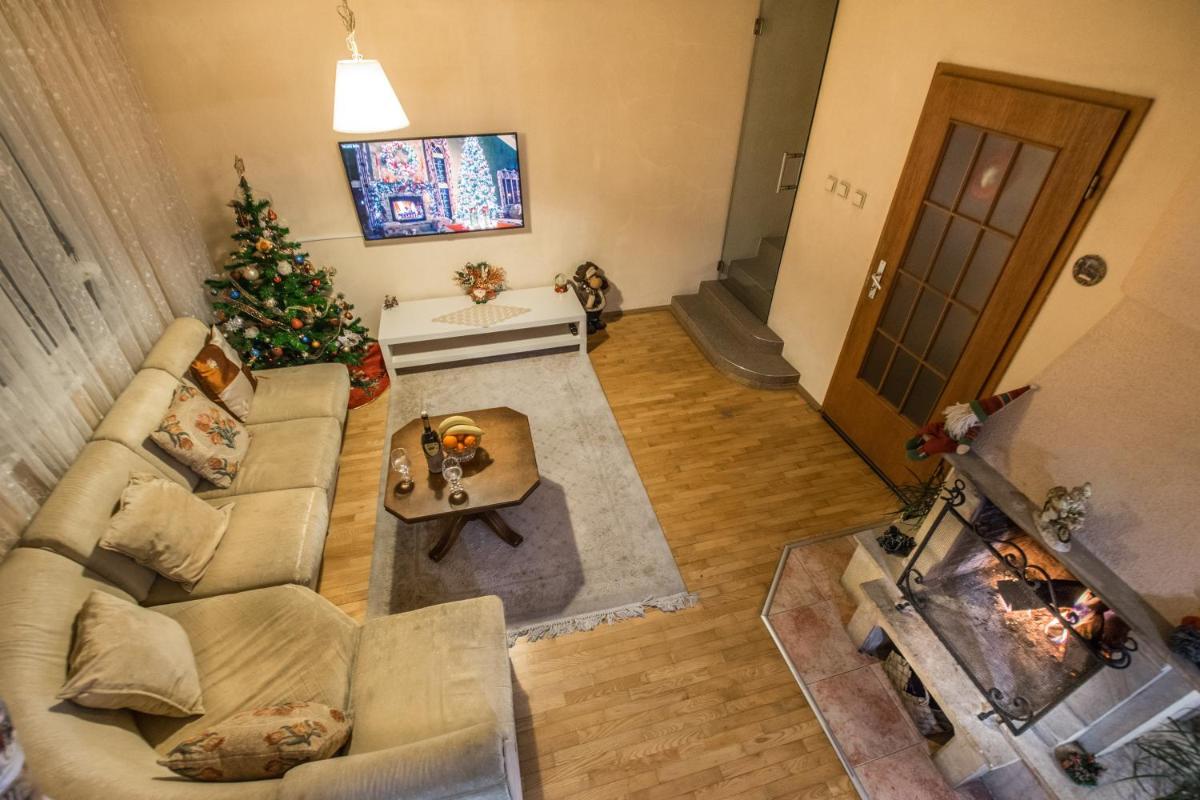 Cosy, quiet house with Vitosha view near Paradise - Housity
