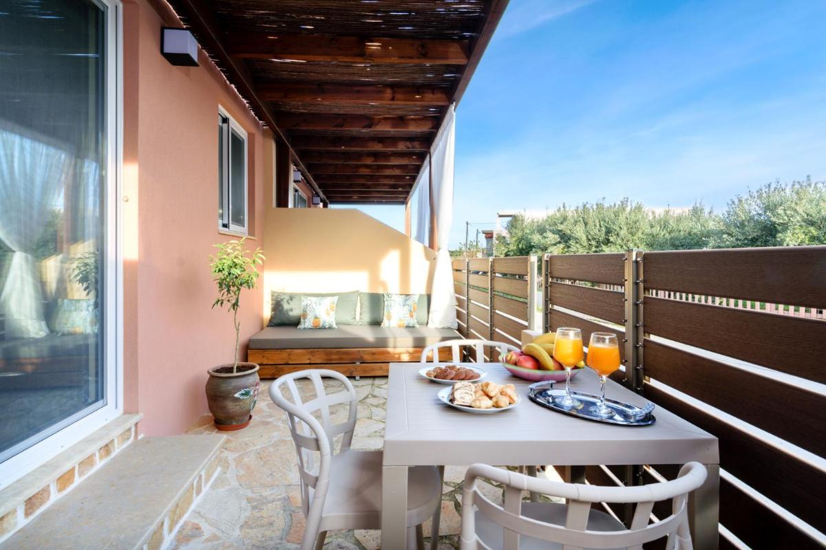 Iliana Apartments - Housity