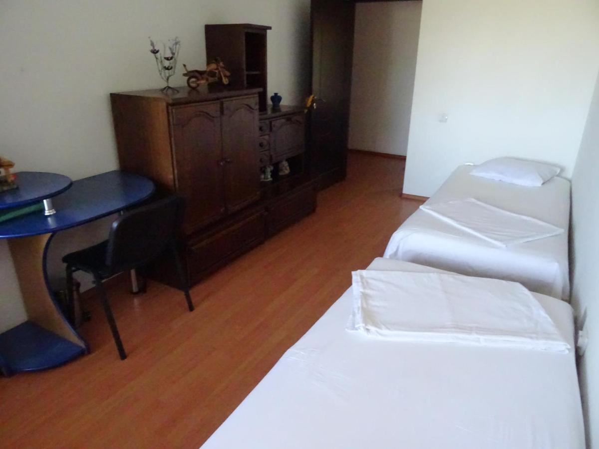 Pensiunea La Tase - Housity