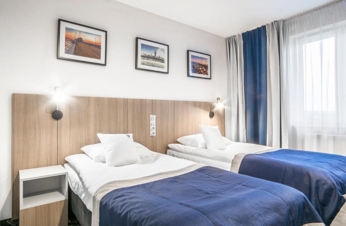 Hotel Urbi - Housity