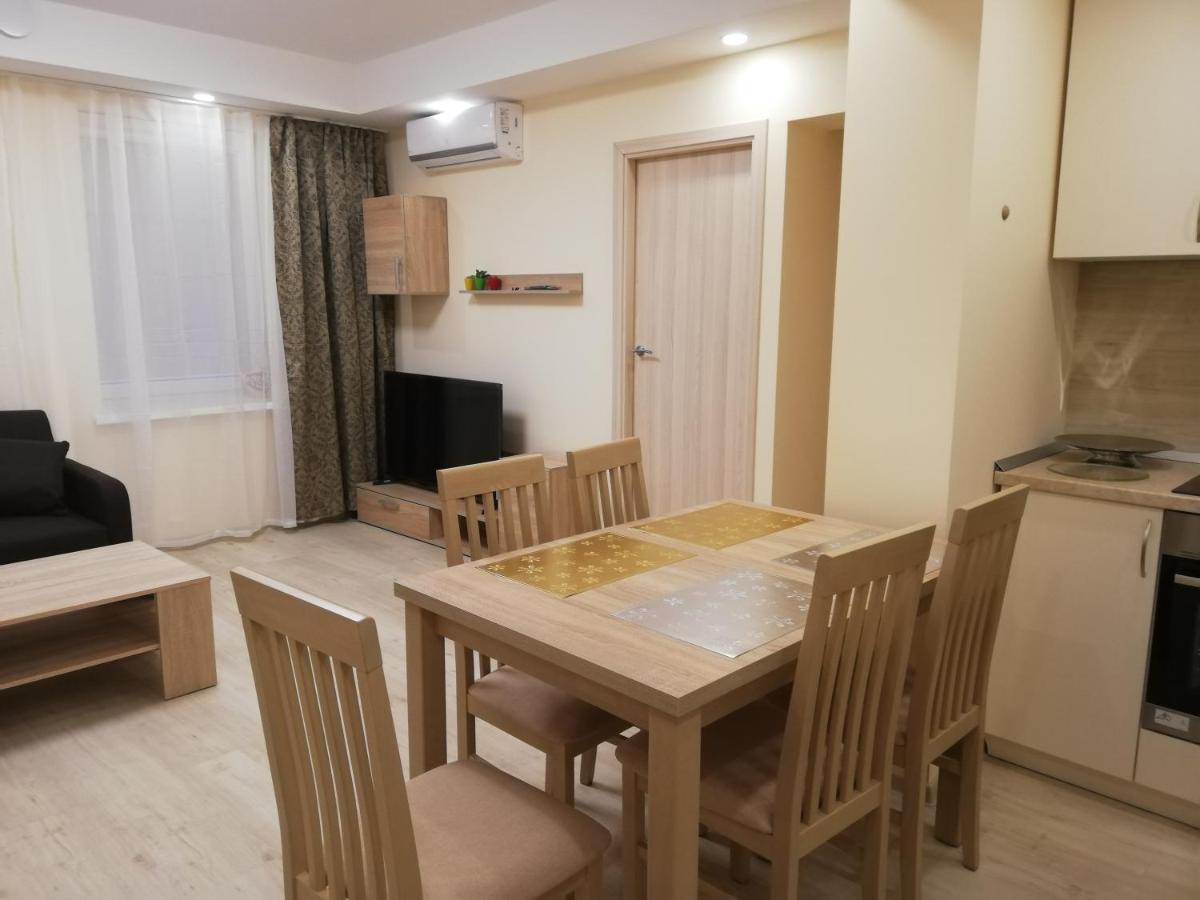 Puodžiai good apartment - Housity