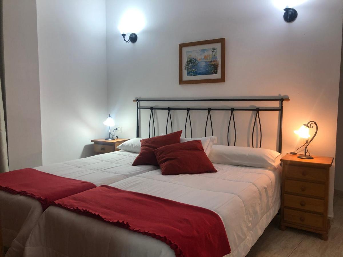 Apartamentos Edalmar - Housity