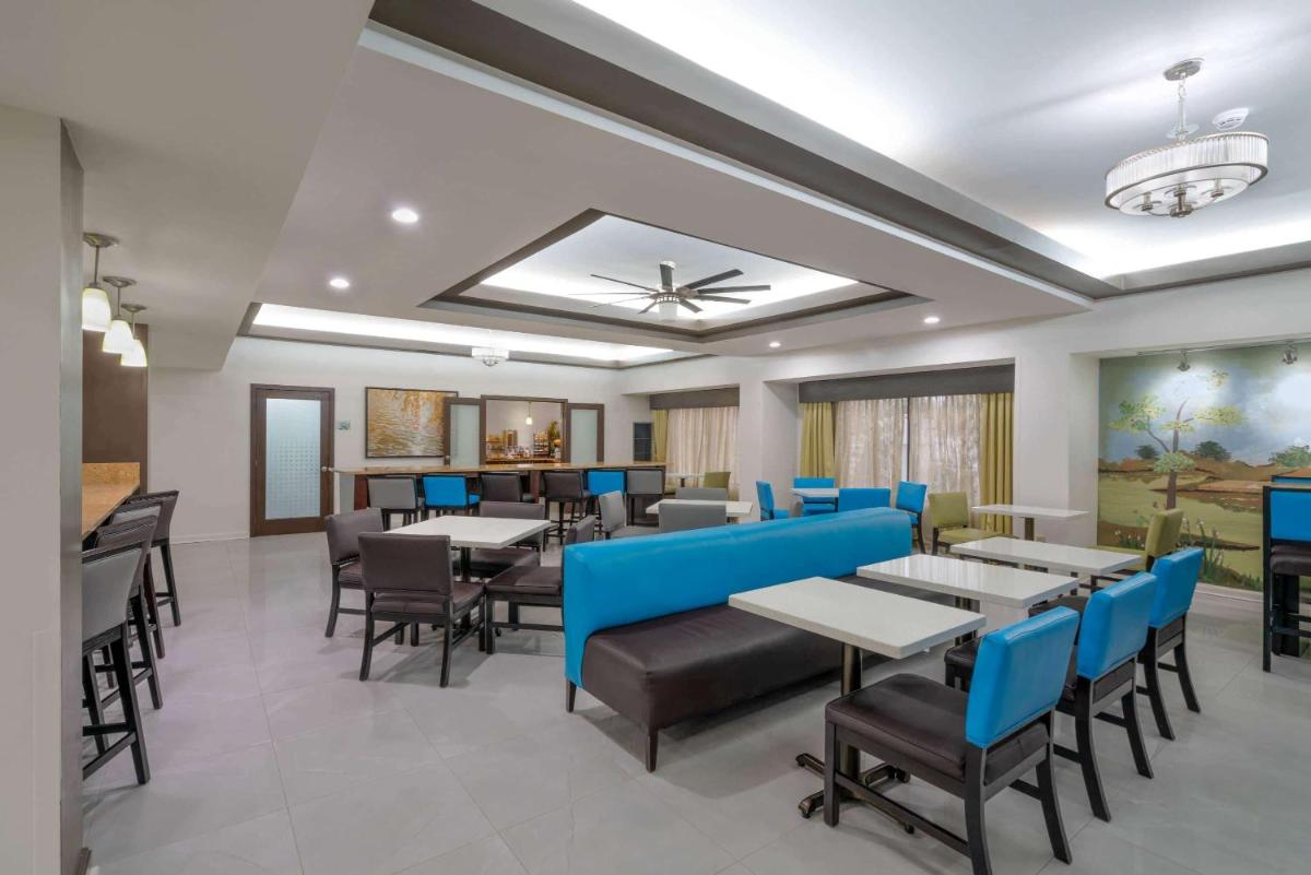 Wingate by Wyndham Memphis East - Housity