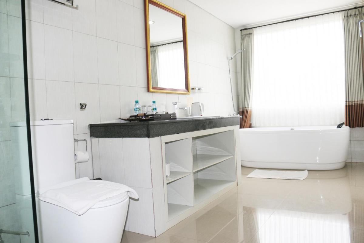 Puri Saron Hotel Baruna Beach Lovina - Hizvo