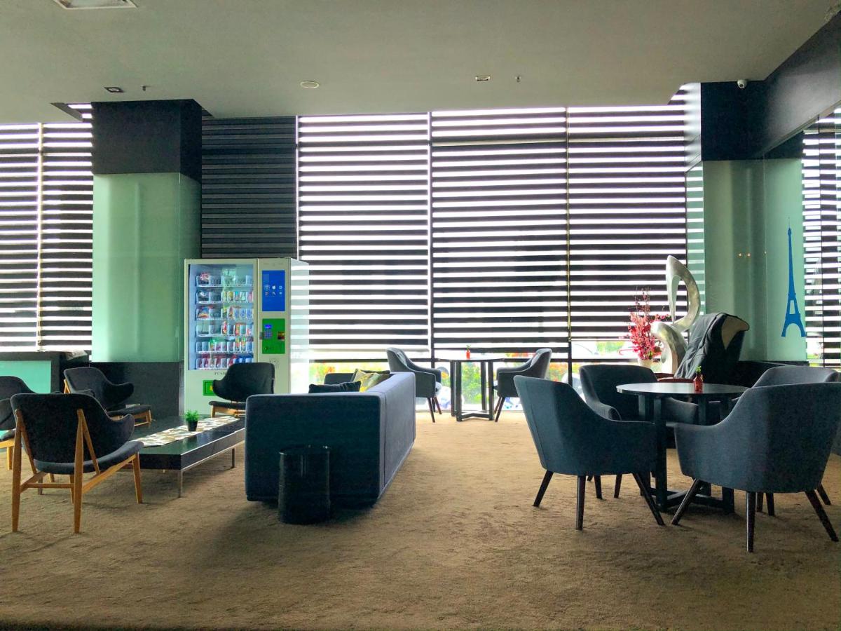 Pariss Hotel - Housity