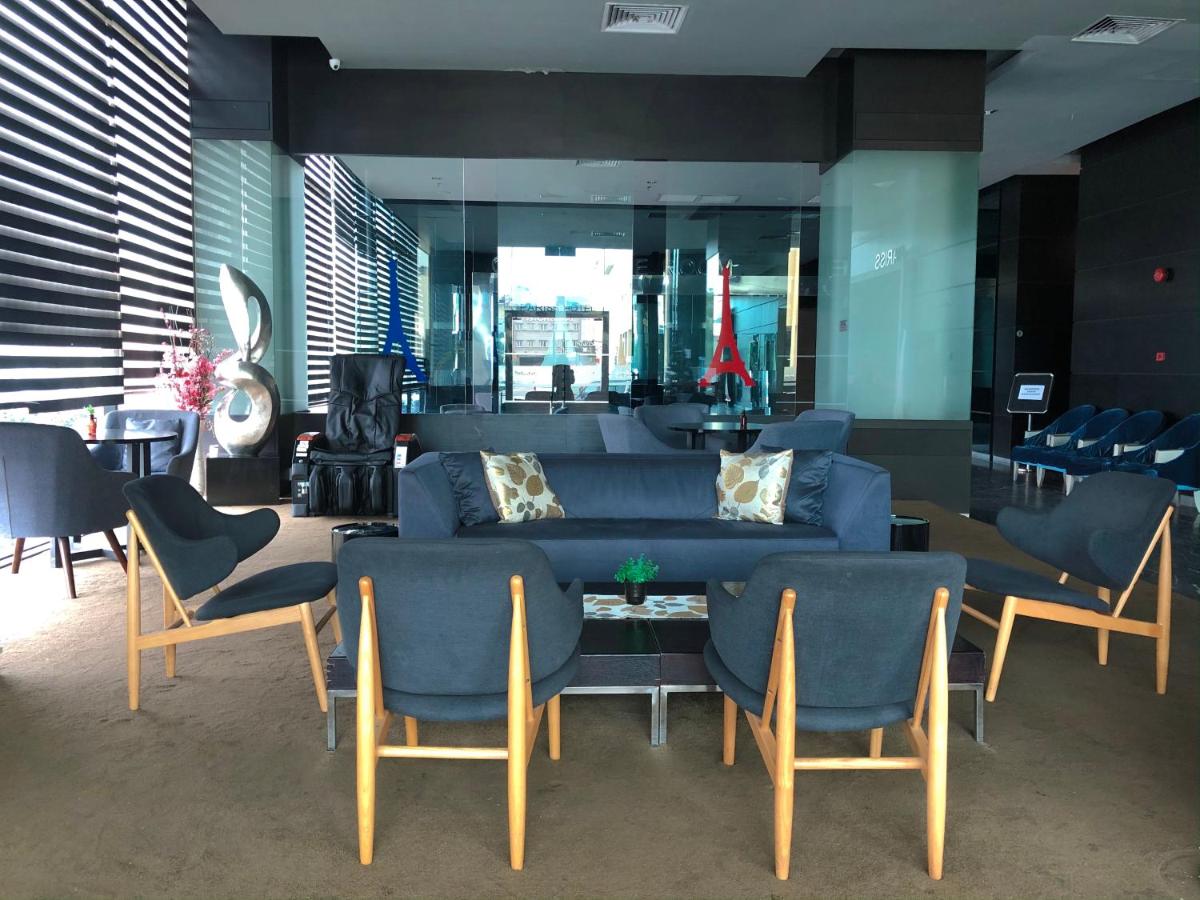 Pariss Hotel - Housity