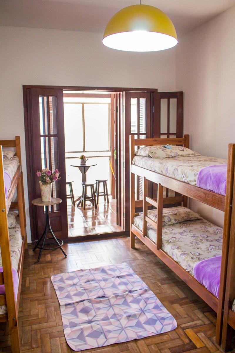 Flor de Lis Hostel - Housity