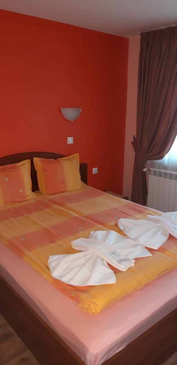 Guest House H Dzhogolanov - Hizvo