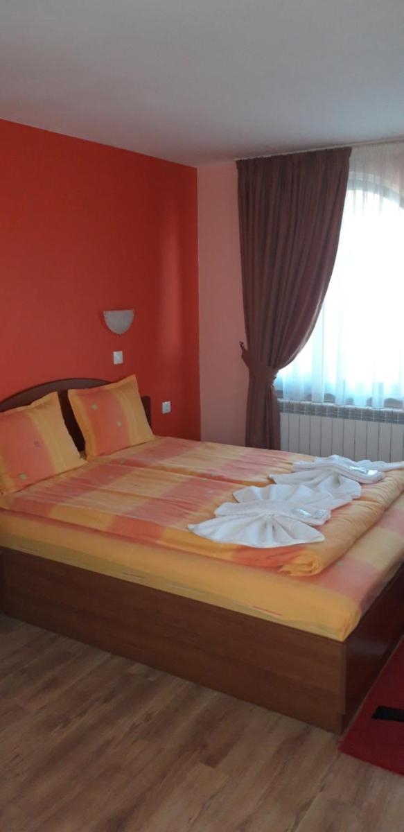 Guest House H Dzhogolanov - Hizvo