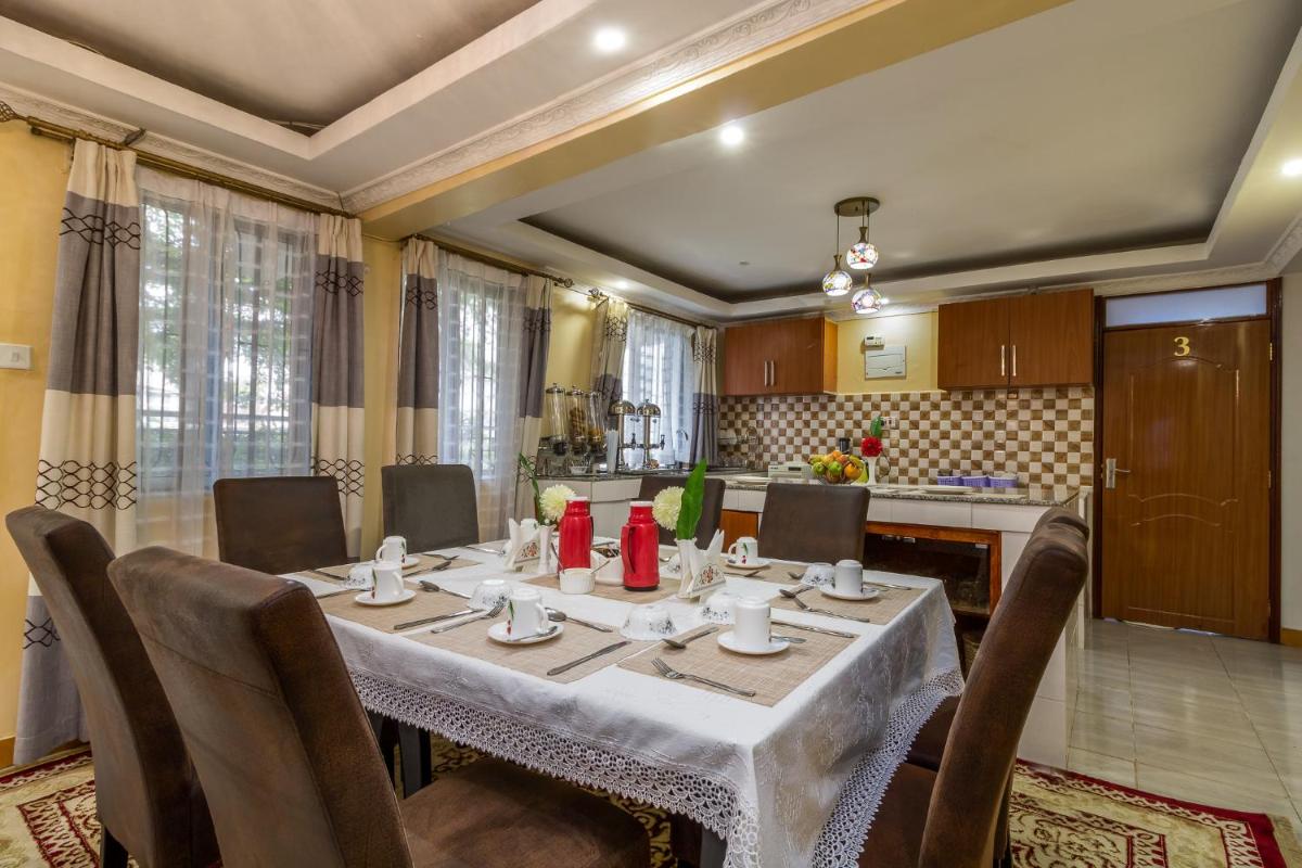 Javilla Eagles Safari Guest house - Housity