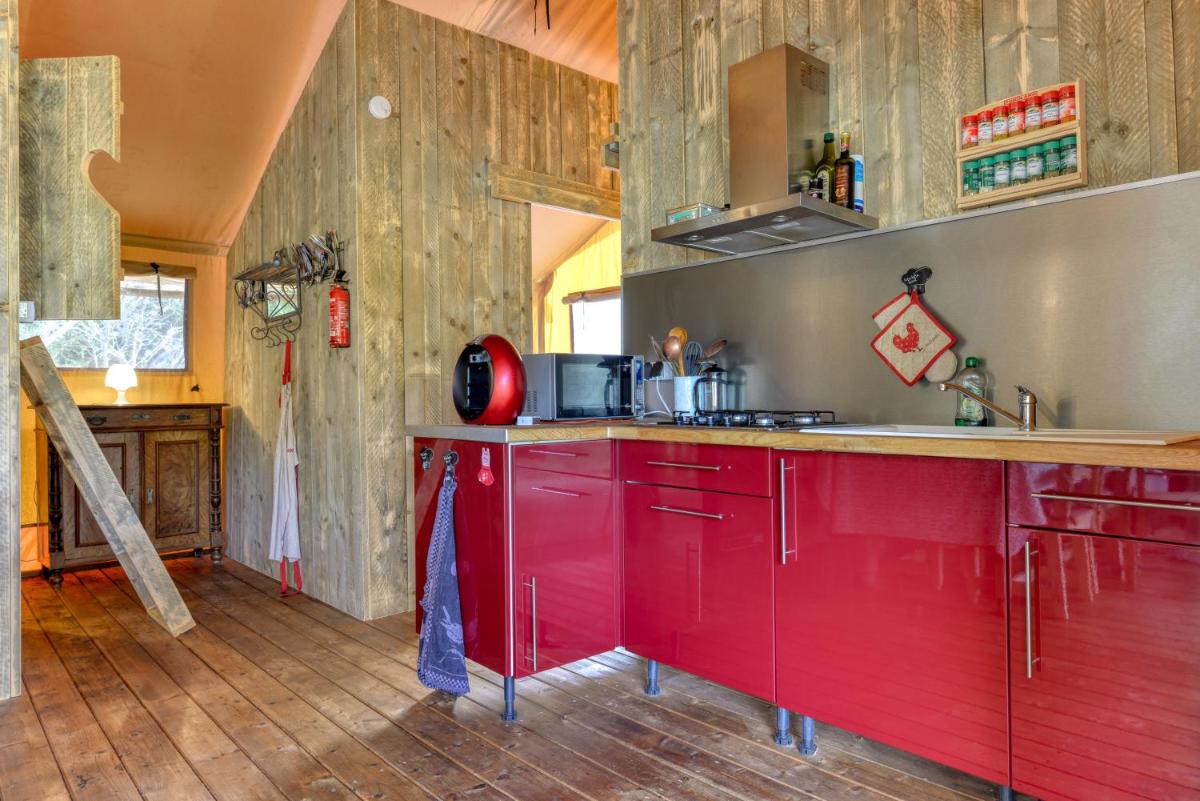 Glamping Tent Joy - Housity