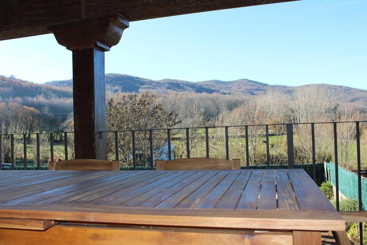 Casa Rural Los 3 Panetes - Housity